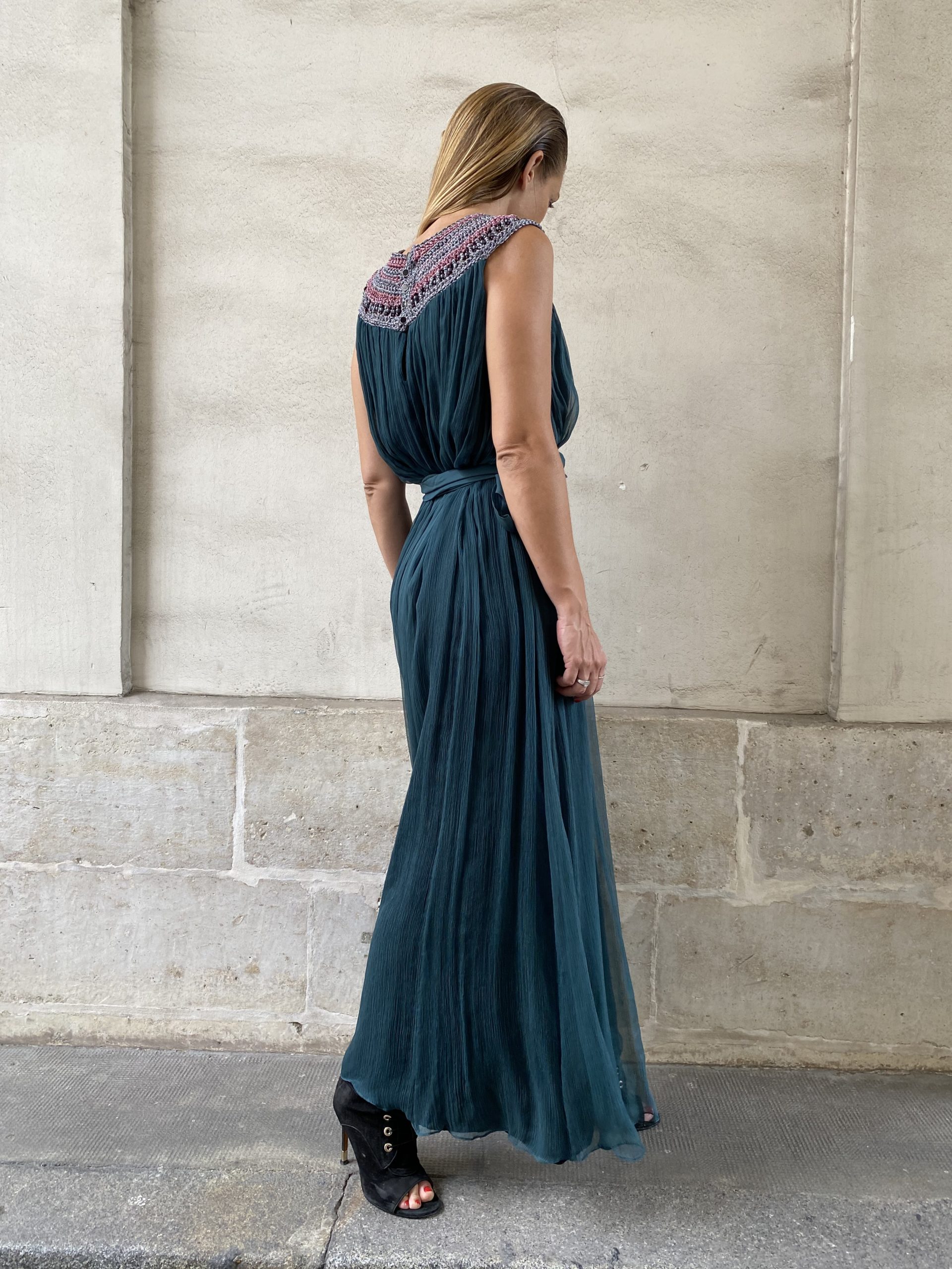 ROBE ANGELLA EMERAUDE CHARLOTTE MULLOR ..