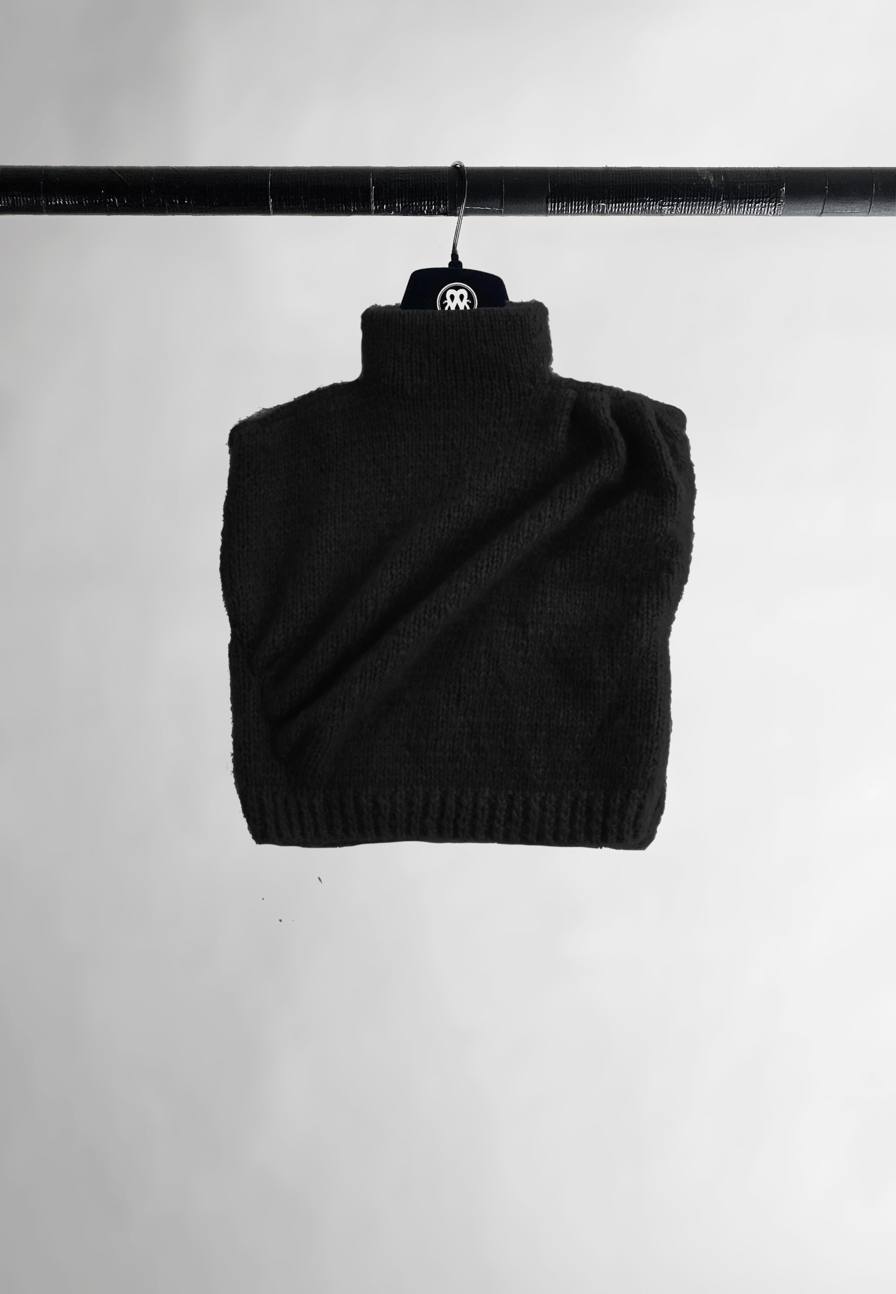 Charlotte Mullor Pull Katia noir