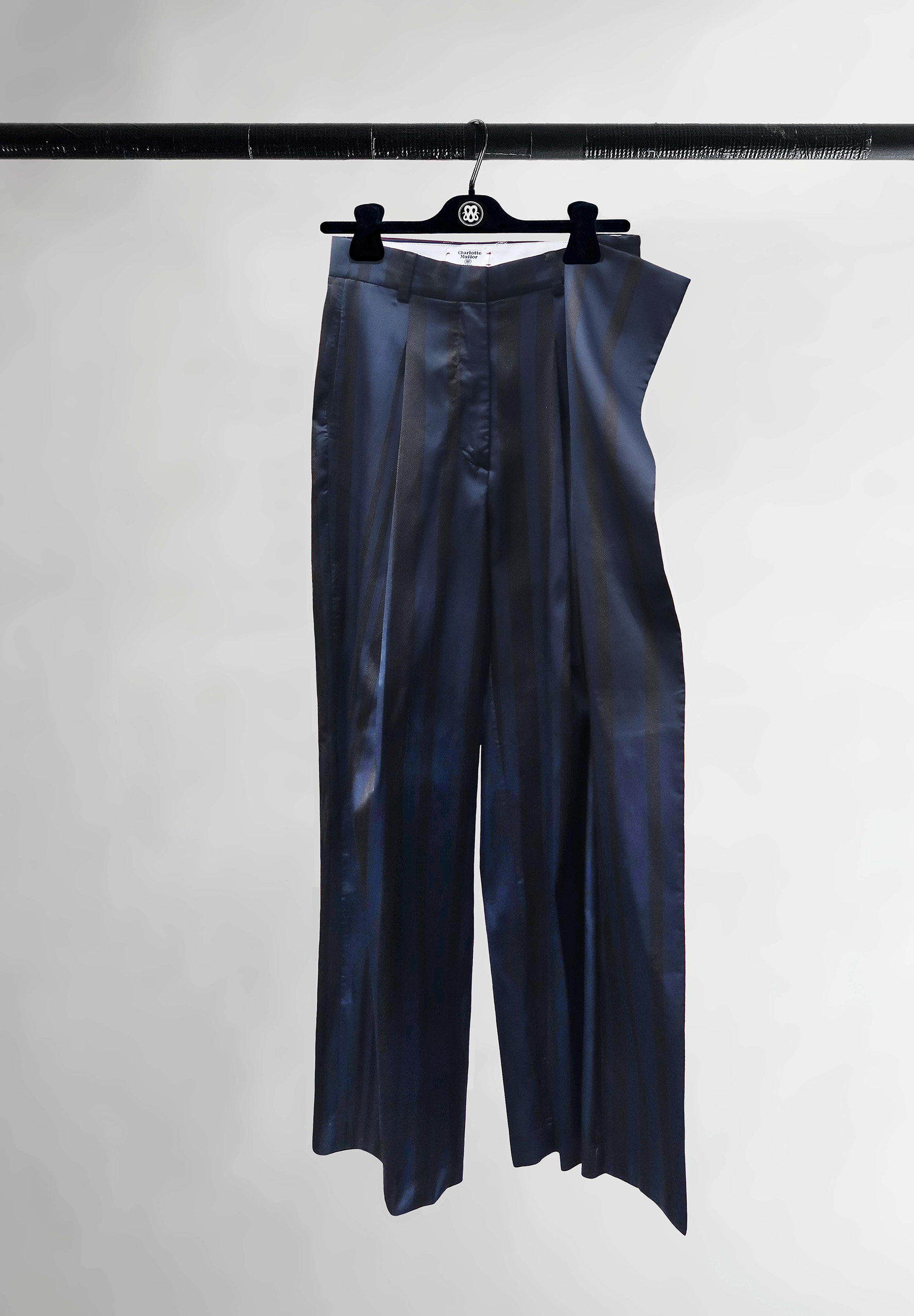 Charlotte Mullor Pantalon Gedo bleu et noir